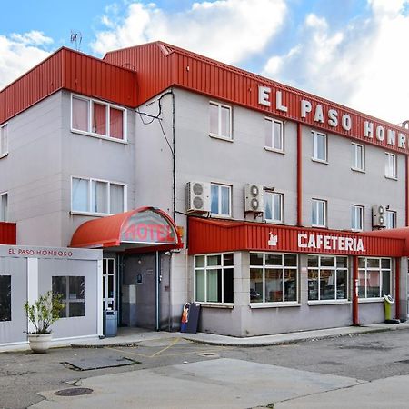 Hotel El Paso Honroso Hospital de Órbigo エクステリア 写真