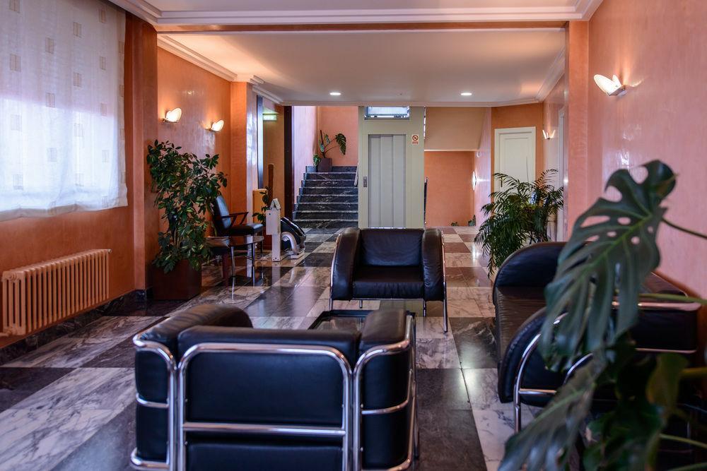 Hotel El Paso Honroso Hospital de Órbigo エクステリア 写真