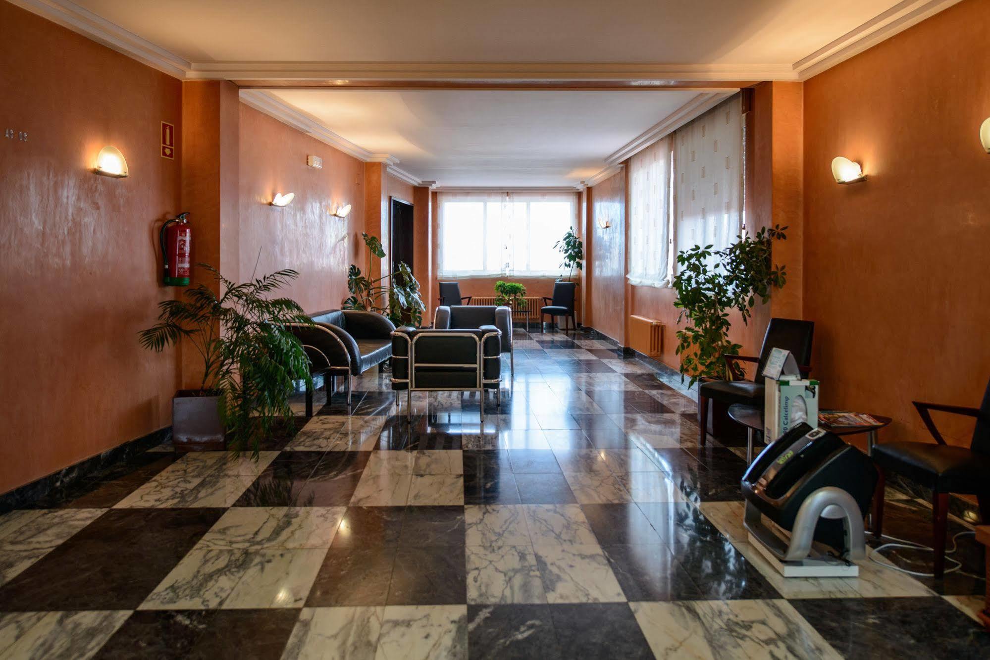 Hotel El Paso Honroso Hospital de Órbigo エクステリア 写真
