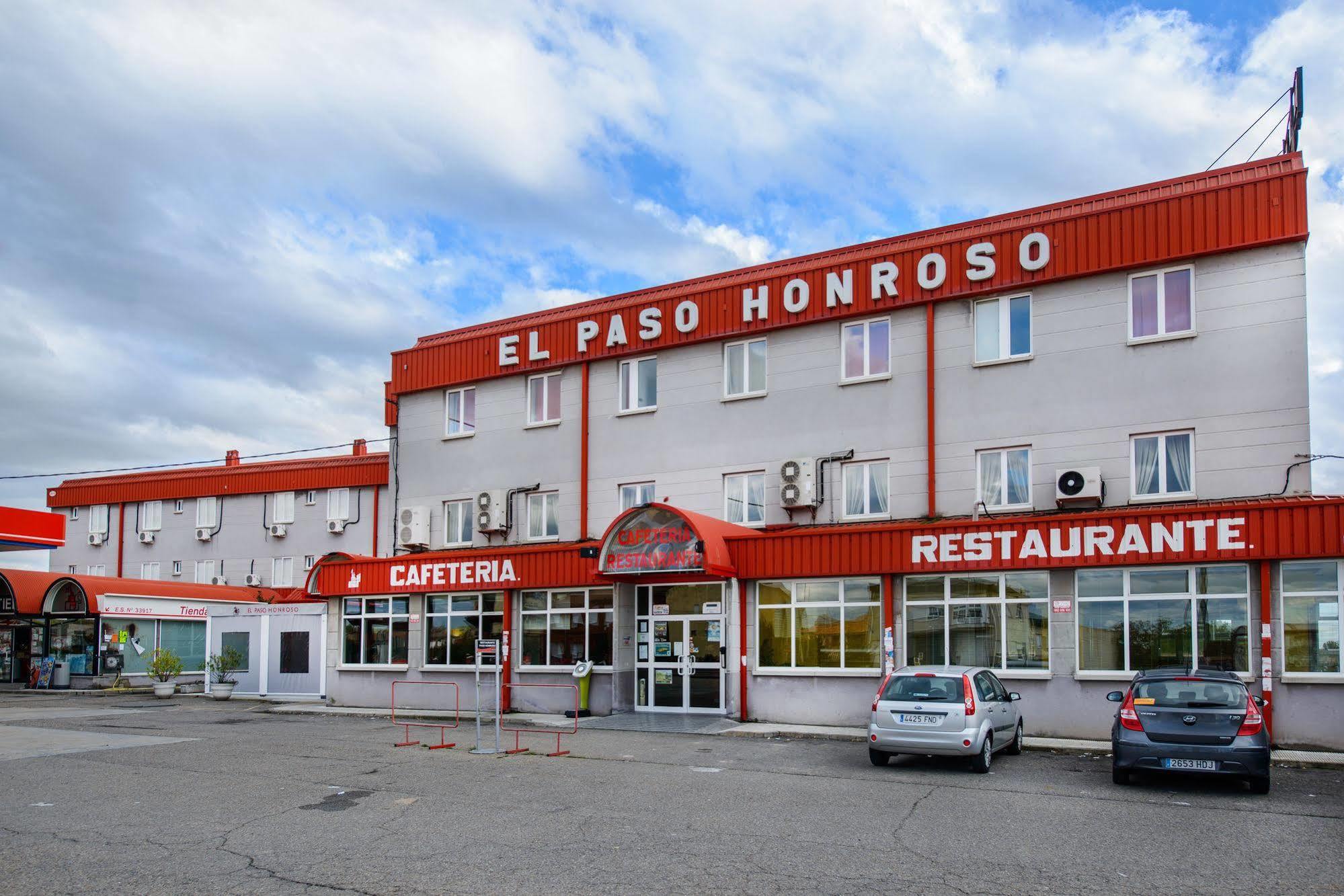 Hotel El Paso Honroso Hospital de Órbigo エクステリア 写真