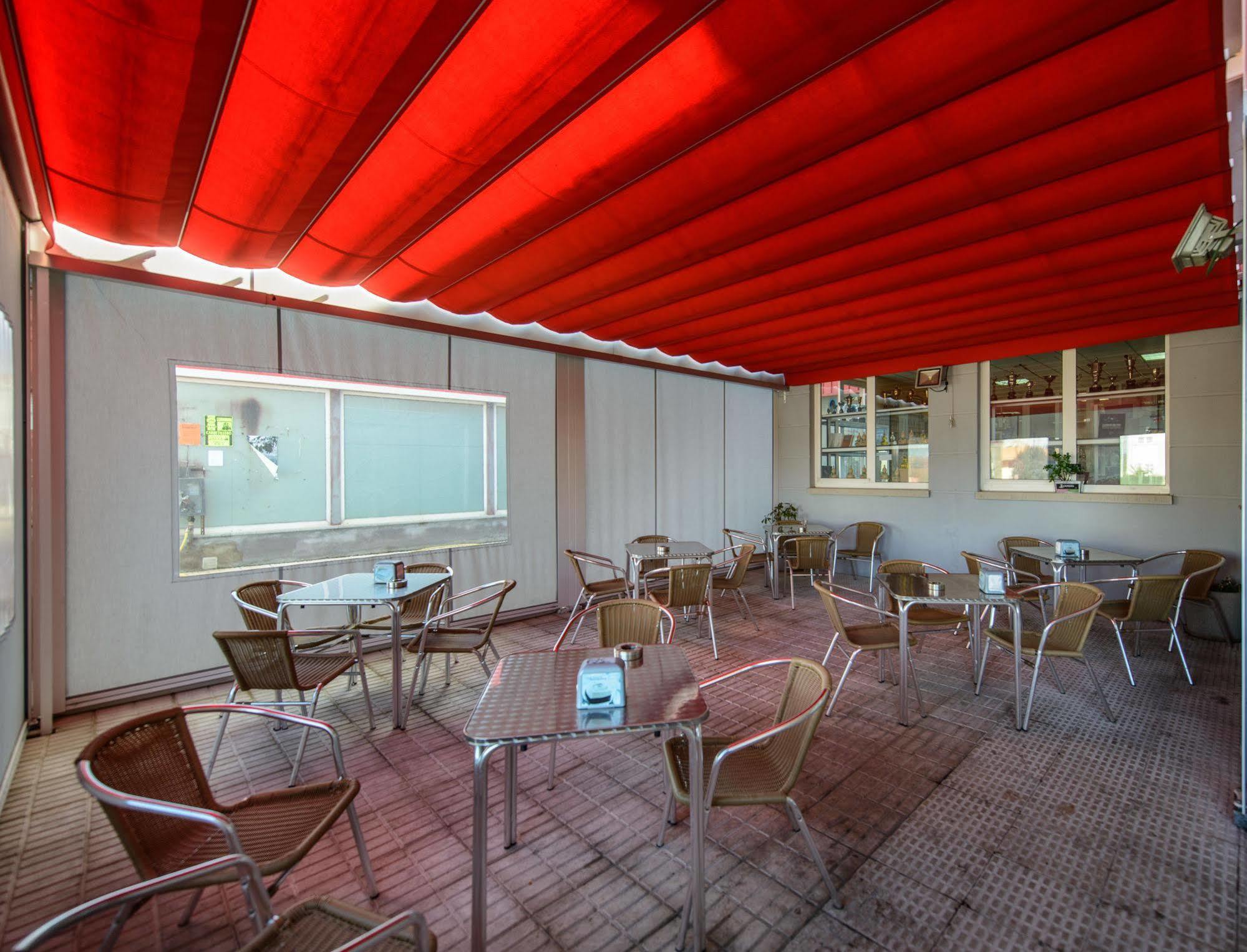 Hotel El Paso Honroso Hospital de Órbigo エクステリア 写真